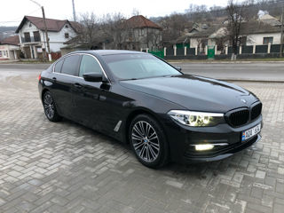 BMW 5 Series foto 3