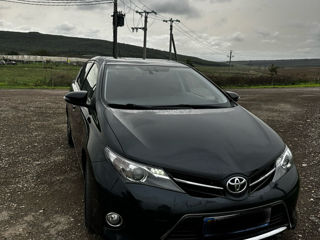 Toyota Auris foto 1