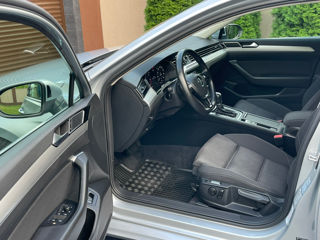 Volkswagen Passat фото 8
