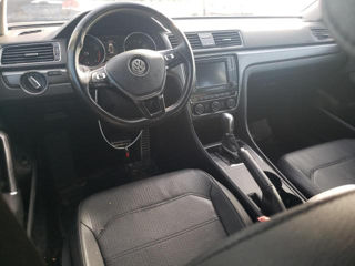 Volkswagen Passat foto 8