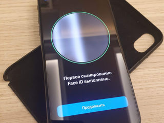 Iphone x 3400 lei tot lucreaza