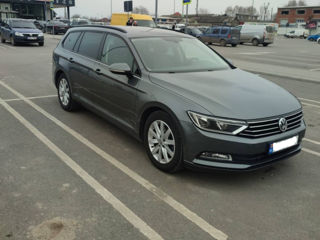 Volkswagen Passat foto 2