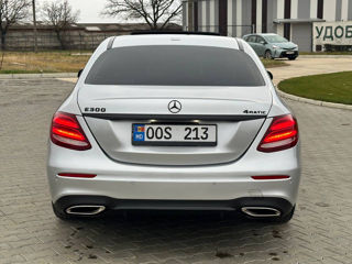 Mercedes E-Class foto 5