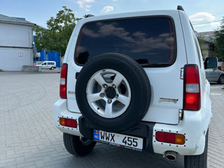 Suzuki Jimny foto 3