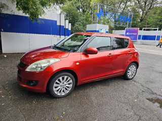 Suzuki Swift foto 2