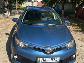 Toyota Auris foto 2