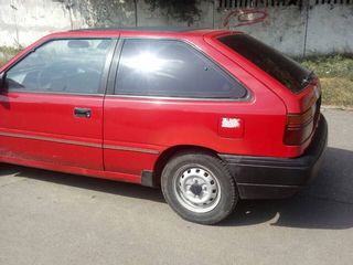 Hyundai Pony foto 3