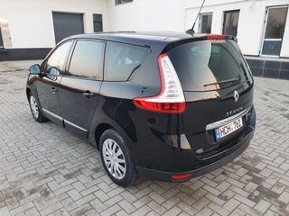 Renault Grand Scenic foto 6