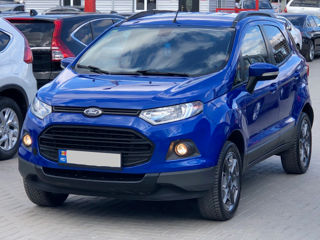 Ford EcoSport foto 1