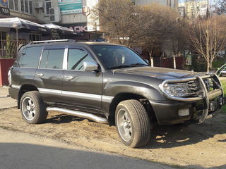 Toyota Land Cruiser foto 2