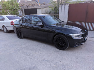 BMW 3 Series foto 3