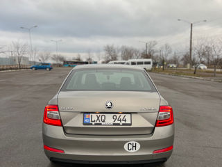 Skoda Octavia foto 4