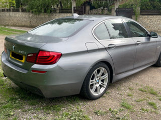 BMW 5 Series foto 6