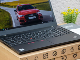 Lenovo ThinkPad P15v/ Core I7 10750H/ 32Gb Ram/ Quadro P620/ 500Gb SSD/ 15.6" FHD IPS!! foto 4