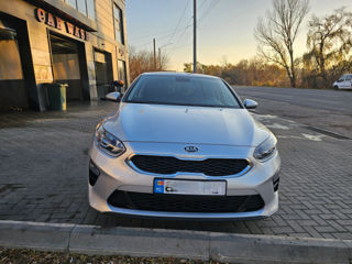 KIA Ceed foto 2