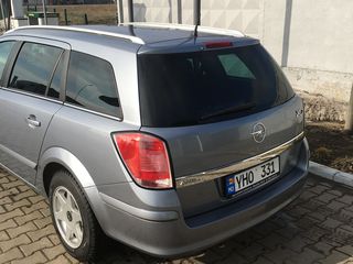 Opel Astra foto 3