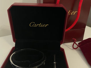 Cartier love bracelet