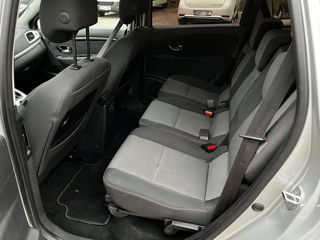 Renault Grand Scenic foto 13