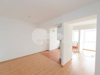 Apartament cu 2 camere, str. Unirii, Stăuceni, 17800 € ! foto 3