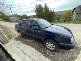 Volkswagen Vento foto 7