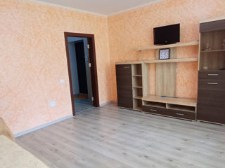 Apartament cu 2 camere, 76 m², Buiucani, Chișinău foto 6