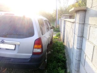 Mazda Tribute foto 3