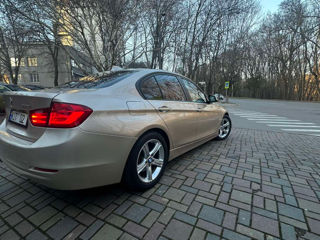 BMW 3 Series foto 4