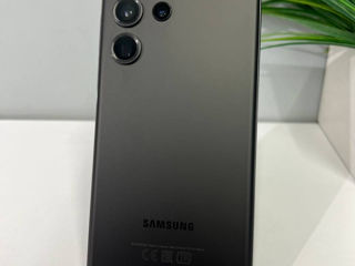Vând Samsung S23 Ultra