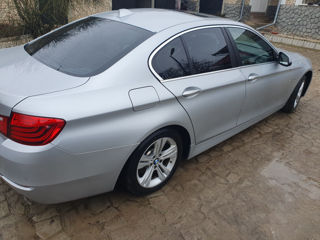 BMW 5 Series foto 5