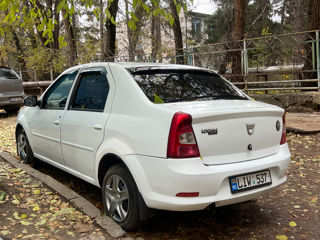 Dacia Logan foto 4