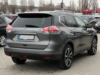 Nissan X-Trail foto 3