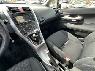 Toyota Auris foto 15