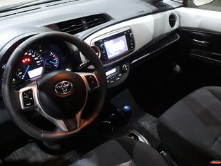 Toyota Yaris foto 7