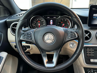 Mercedes CLA foto 13