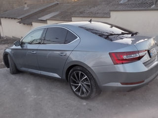 Skoda Superb foto 7