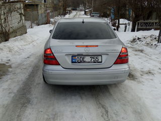 Mercedes E Class foto 5