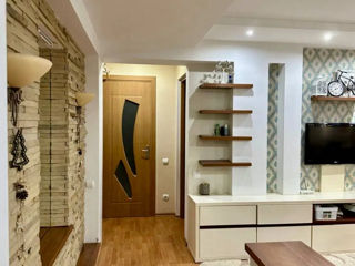 Apartament cu 2 camere, 67 m², Buiucani, Chișinău foto 5