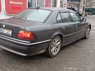 BMW 7 Series foto 7