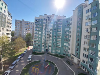 Apartament cu 1 cameră, 43 m², Poșta Veche, Chișinău