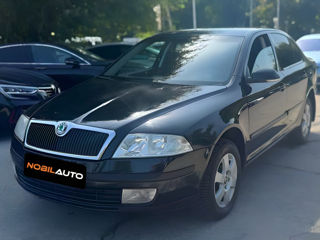 Skoda Octavia foto 3