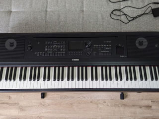 Синтезатор Yamaha DGX-670 foto 2