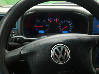 Volkswagen T4 foto 7