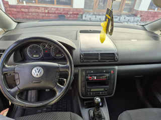 Volkswagen Sharan foto 7