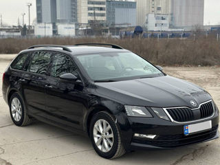 Skoda Octavia foto 2