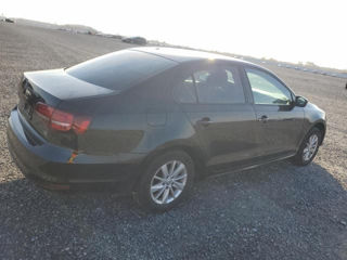 Volkswagen Jetta foto 7