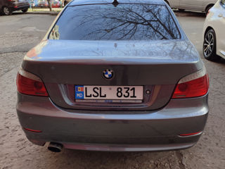 BMW 5 Series foto 3