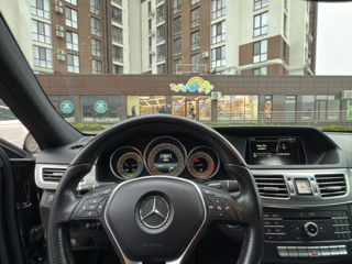 Mercedes E-Class foto 8