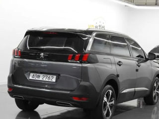 Peugeot 5008 foto 2