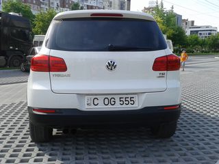 Volkswagen Tiguan foto 3