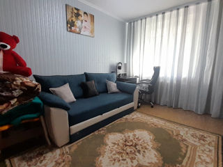 Apartament cu 2 camere, 52 m², Buiucani, Chișinău foto 1